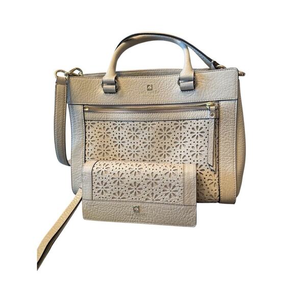 Pre Loved Kate Spade NY Perri Lane Romy Leather Floral Eyelet Purse & Wallet - Picture 1 of 16